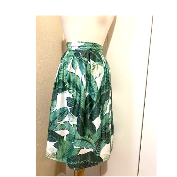 Tropical Leaf Skirt - A-line Plant Skirt - Size Large - Picture 2 of 9